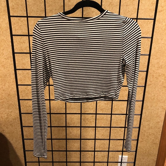 Emma and Sam Striped Crop Top - Picture 3 of 3